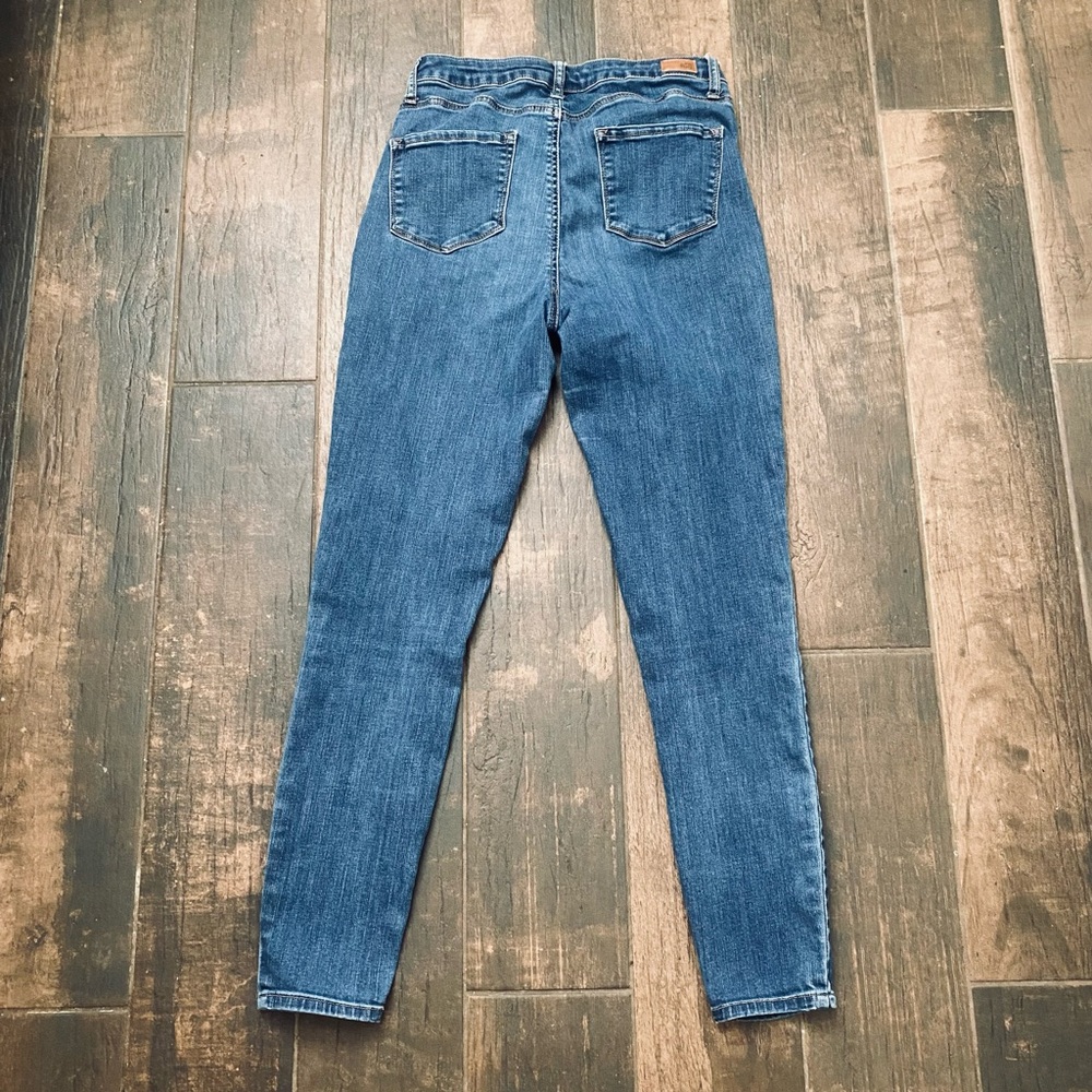 RSQ Distressed Manhattan High Rise size 9/29 - Picture 2 of 4